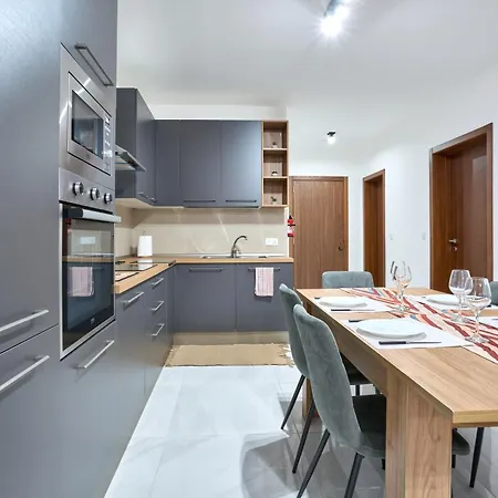 Di Vita's Maisonette Qawra By Homely *