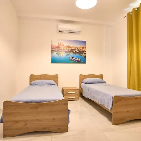 Di Vita's Maisonette Qawra By Homely *