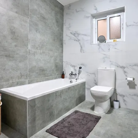 Di Vita's Maisonette Qawra By Homely Appartement *