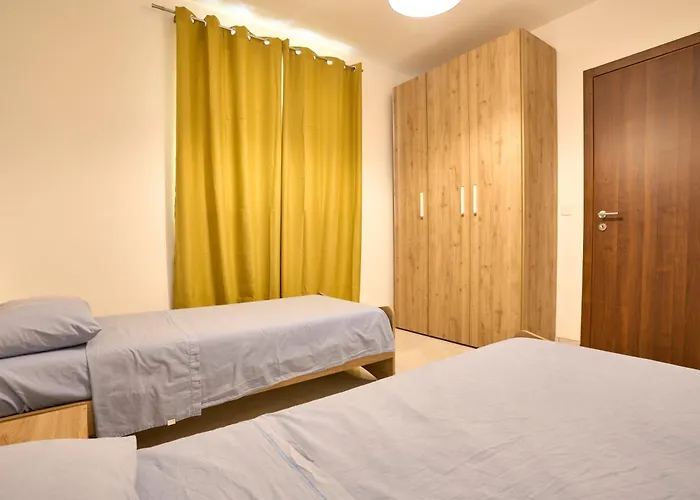 Appartement Di Vita's Maisonette Qawra By Homely *