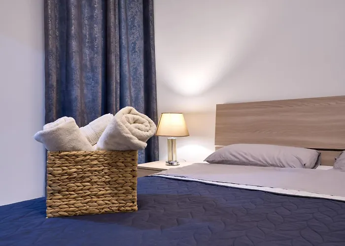 Di Vita's Maisonette Qawra By Homely Apartament *